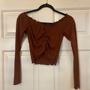 Long sleeve crop top